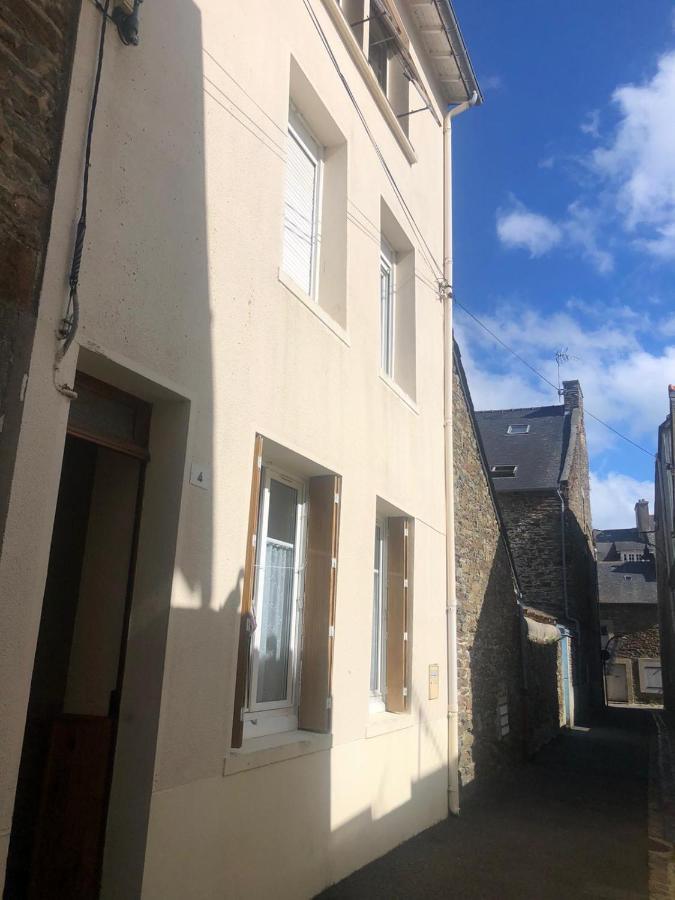 Appartement Rue Nationale - Port De La Houle Cancale Zewnętrze zdjęcie